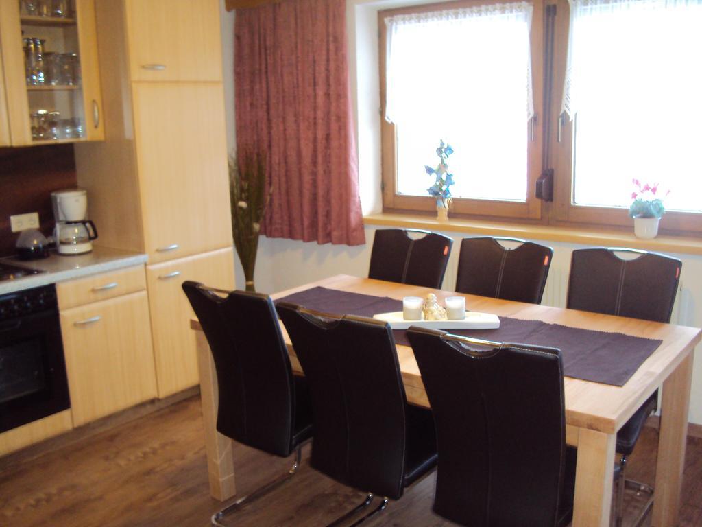 Ferienwohnung Haus Eben Hippach Zimmer foto